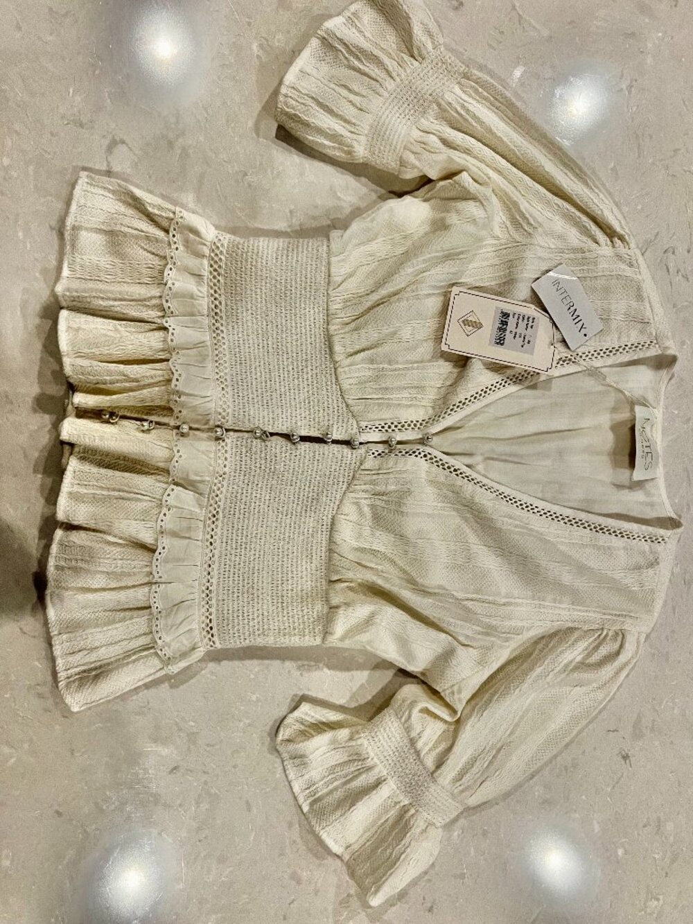 Notes Du Nord Lindsey Top White Lace Ruffle Pearl Button Size 42 NWT